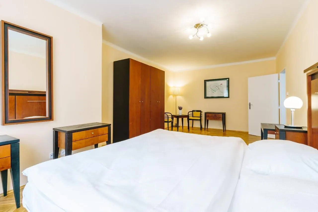 Apartments Tgm 11 Karlowe Wary